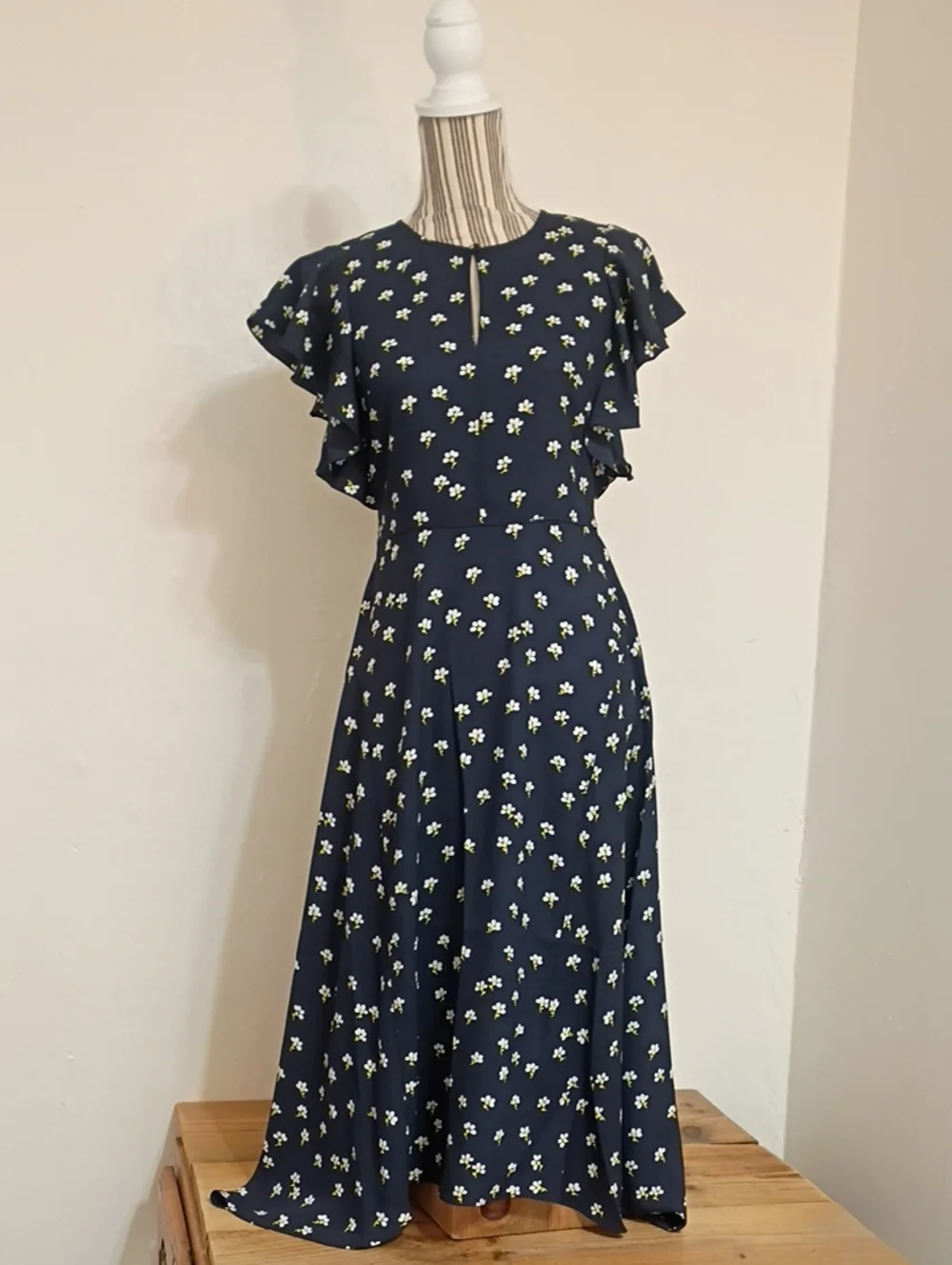 Kate Spade Navy Floral Daisy Toss Flutter Sleeve Midi Dress Size 2 NWOT